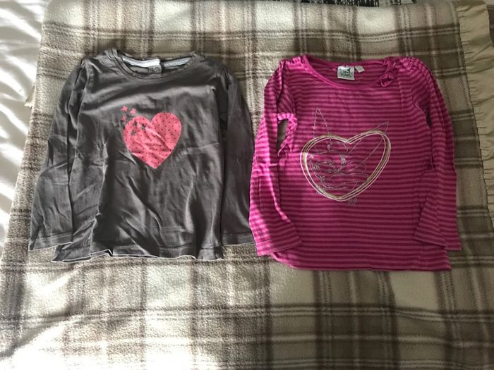 Haut manches longues fille taille 2 ans