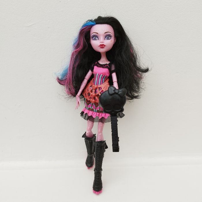Monster High Freaky Fusion Poupée Dracubecca