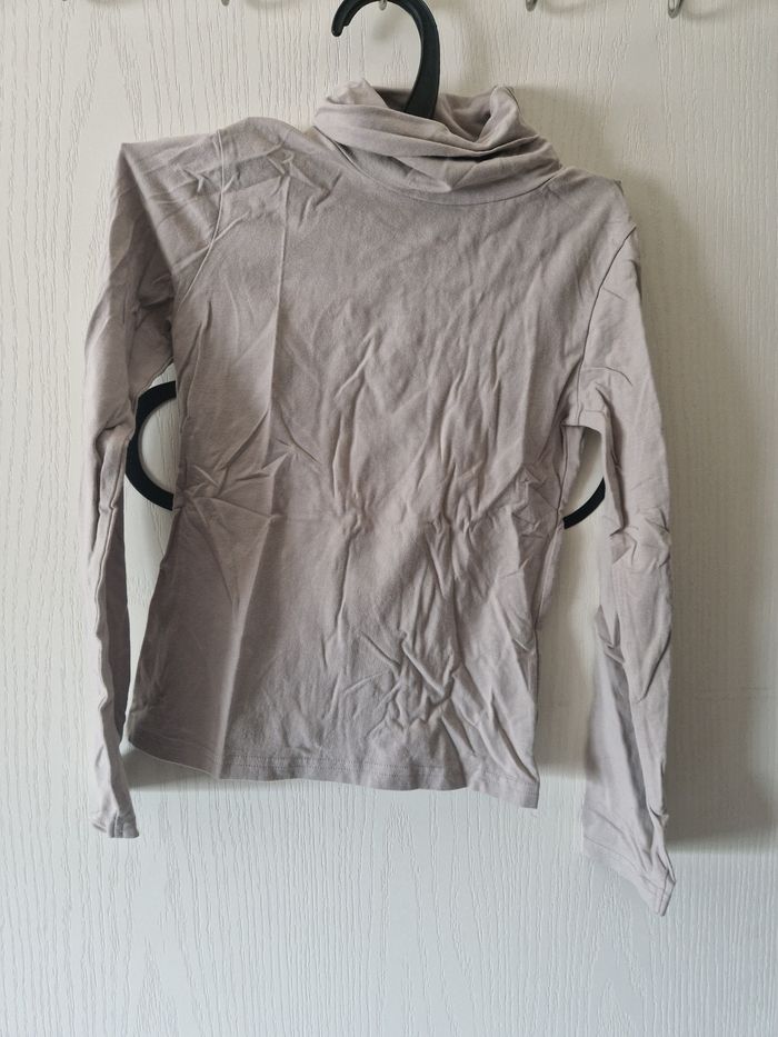 Sous pull T 8 ans - photo numéro 1