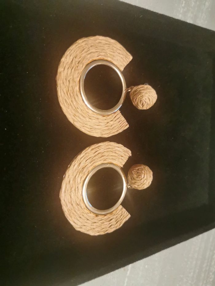 Boucles d'oreilles tissage raphia - photo numéro 2