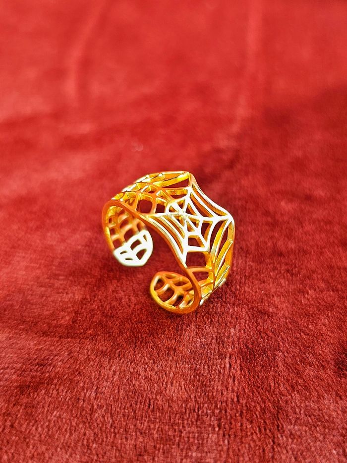 Bague en acier inoxydable doré toile d’araignée ajustable design original - photo numéro 1