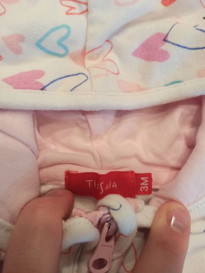 Gilet zippé 3 mois - cœurs - photo numéro 2