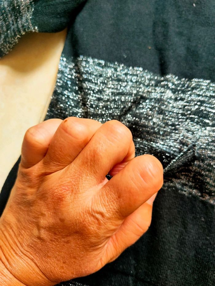 Pull rayé gris et noir ample taille 38 marque bréal - photo numéro 3