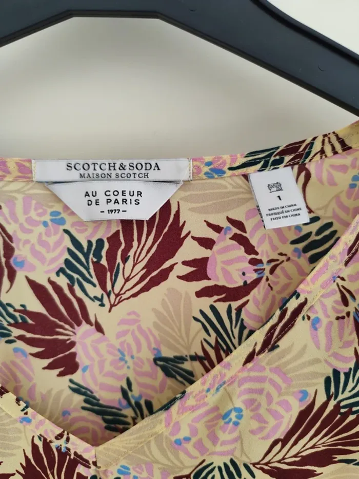 Belle blouse d'été large Scotch & Soda modèle "Au cœur de Paris" - photo numéro 4