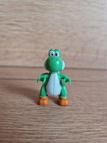 Figurine type lego Yoshi / Super Mario