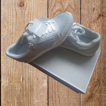 Basket femme/fille Pointure 36