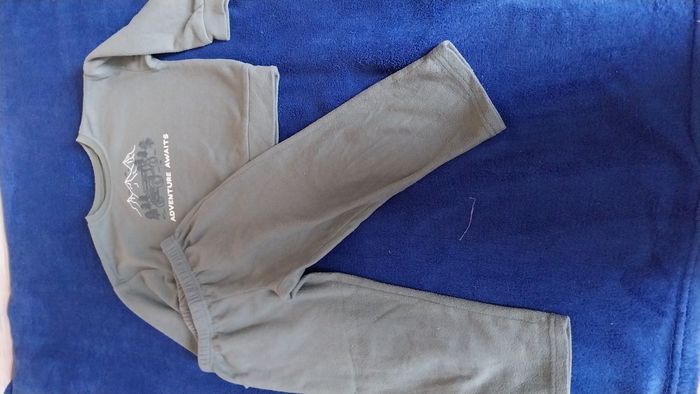 1 lot de 15 vêtements garçon 4 ans - photo numéro 8