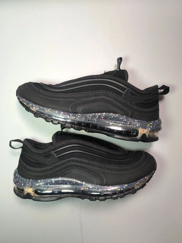 Baskets Nike air max 97 Terrascape noir pointure 42 comme neuves - photo numéro 2