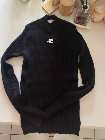 Pull courreges 