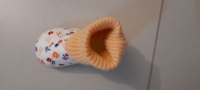 Chaussons fille taille 20 - photo numéro 4