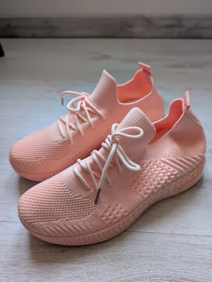 Baskets chaussettes pointure 36 - photo numéro 3