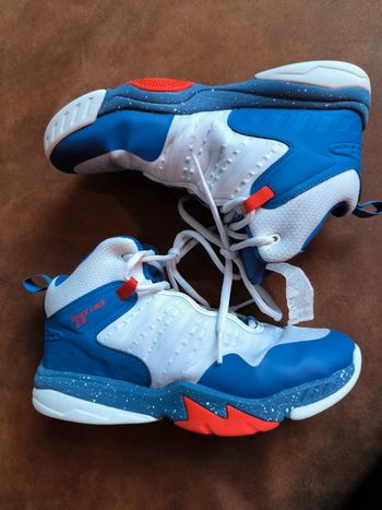 Baskets Decathlon pointure 36