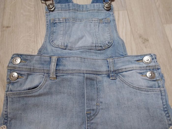 Ensemble salopette/short et haut à manches longues en excellent état - photo numéro 5