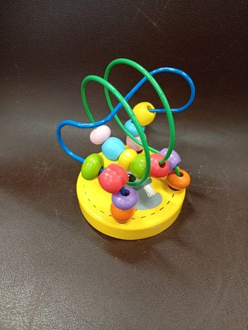 Jeu d'éveil en bois