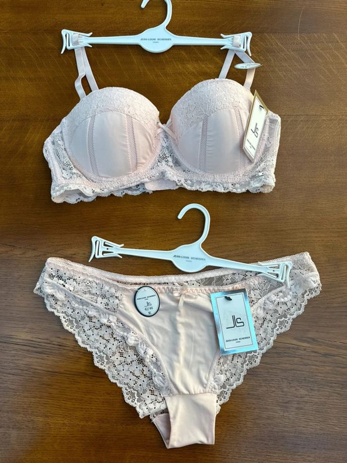 Ensemble jean-louis scherrer soutien gorge 90C + culotte 42/44 - photo numéro 3