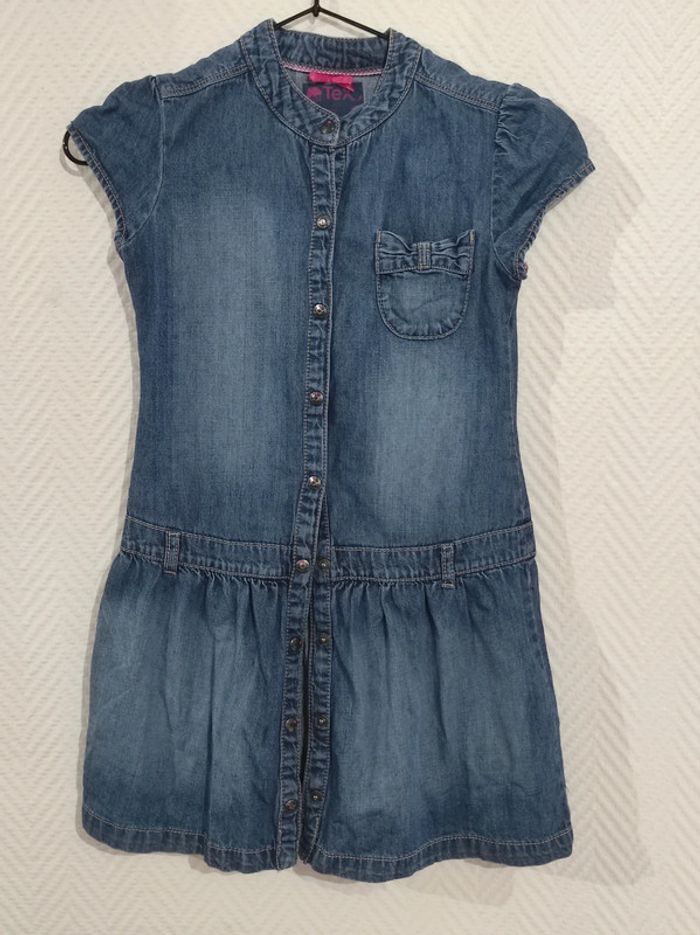 Robe en jeans 7/8 ans neuve