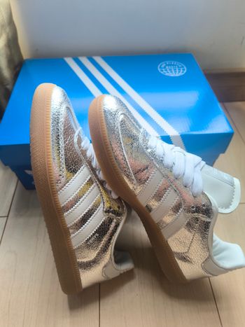 Baskets adidas Originals SAMBA OG argentées --- Taille 37