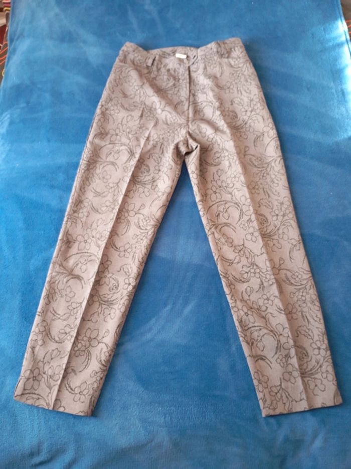 Pantalon taille 48