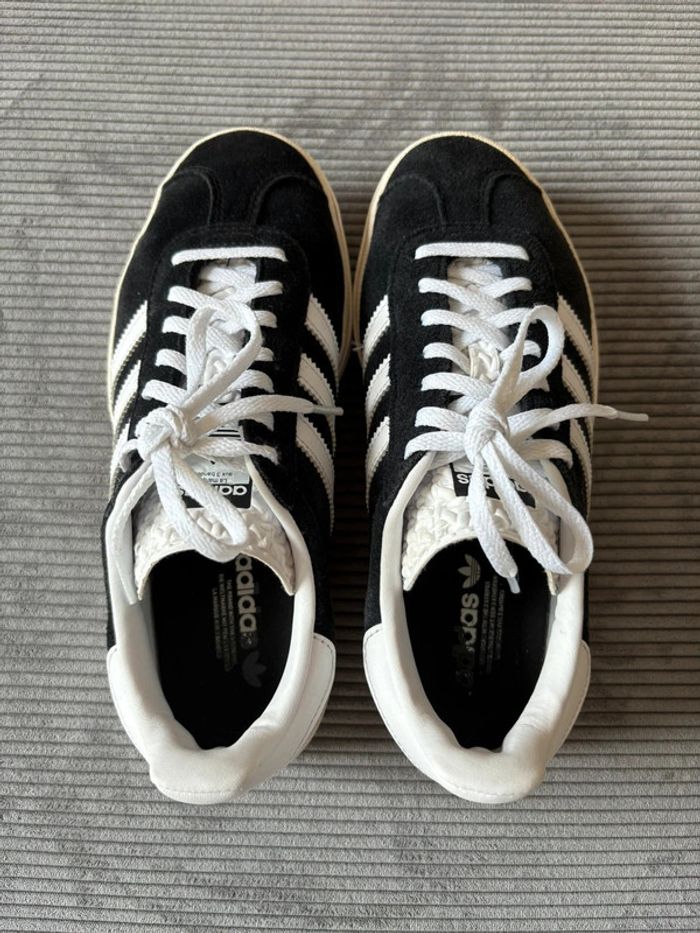Chaussures adidas gazelle bold blanches et noires / taille 38 - photo numéro 5