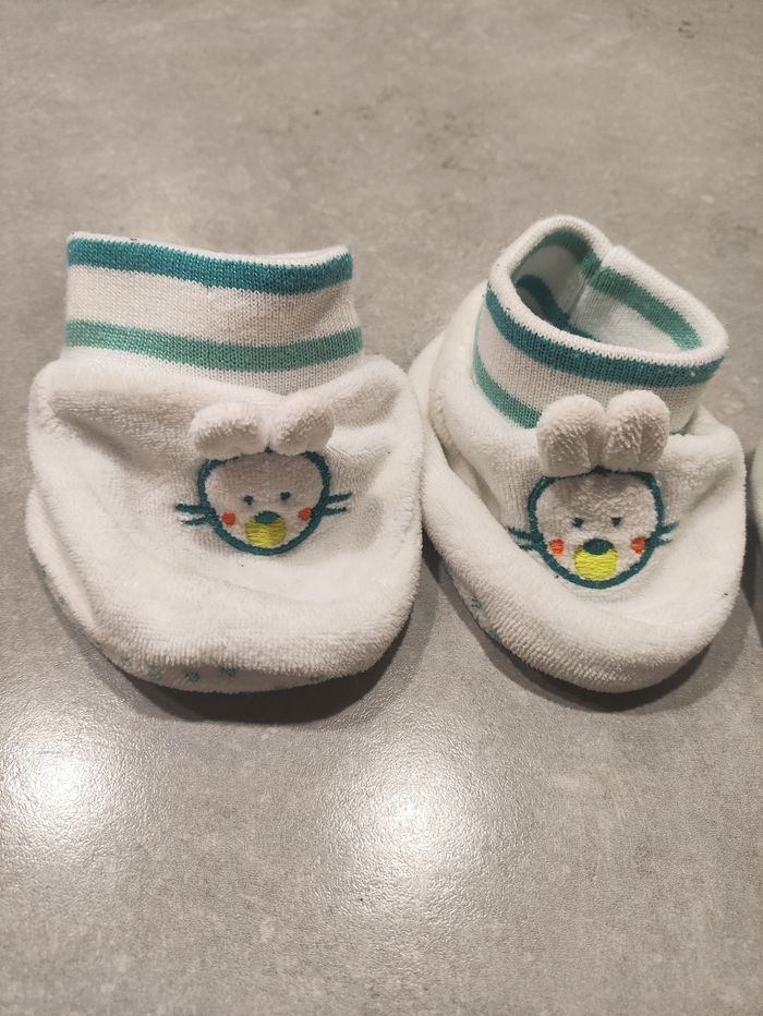 Lot de 2 paires de chaussons bébé Orchestra – Taille 17 – jamais portés - photo numéro 2