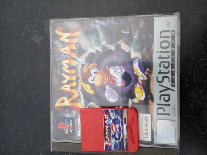Rayman PS1 – Édition Platinum + Carte mémoire avec sauvegarde 100 % - photo numéro 3