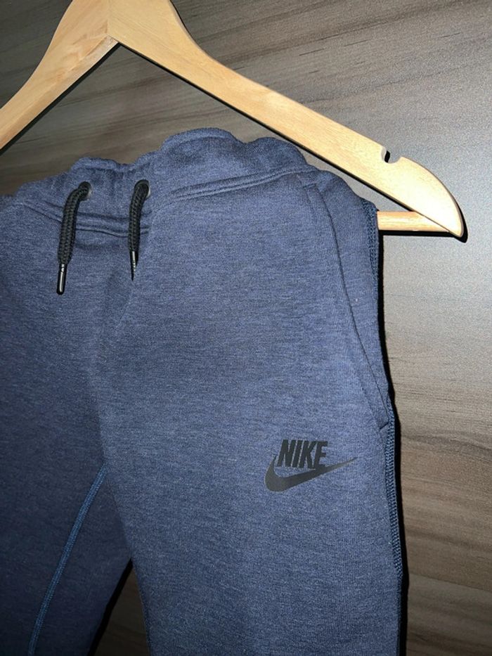 Jogging Nike Tech enfant taille XS 122 128 cm unisex - photo numéro 3