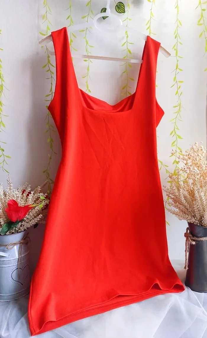 Robe midi H&M – M – Rouge – État : Excellent