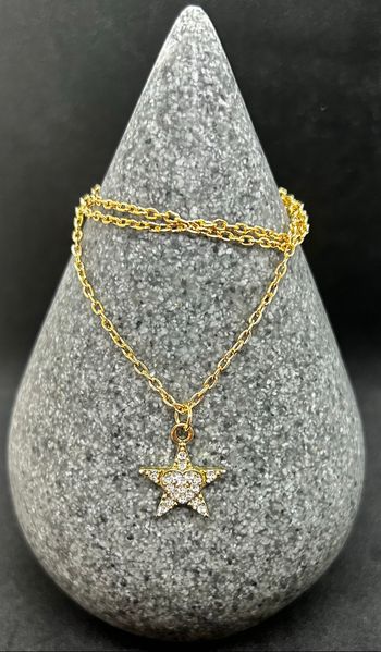 Collier étoiles ras du coup