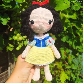 Poupée Princesse Blanche Neige