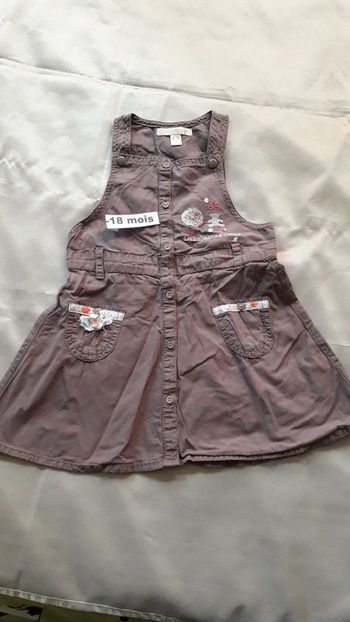 Robe sans manches taille 18 mois