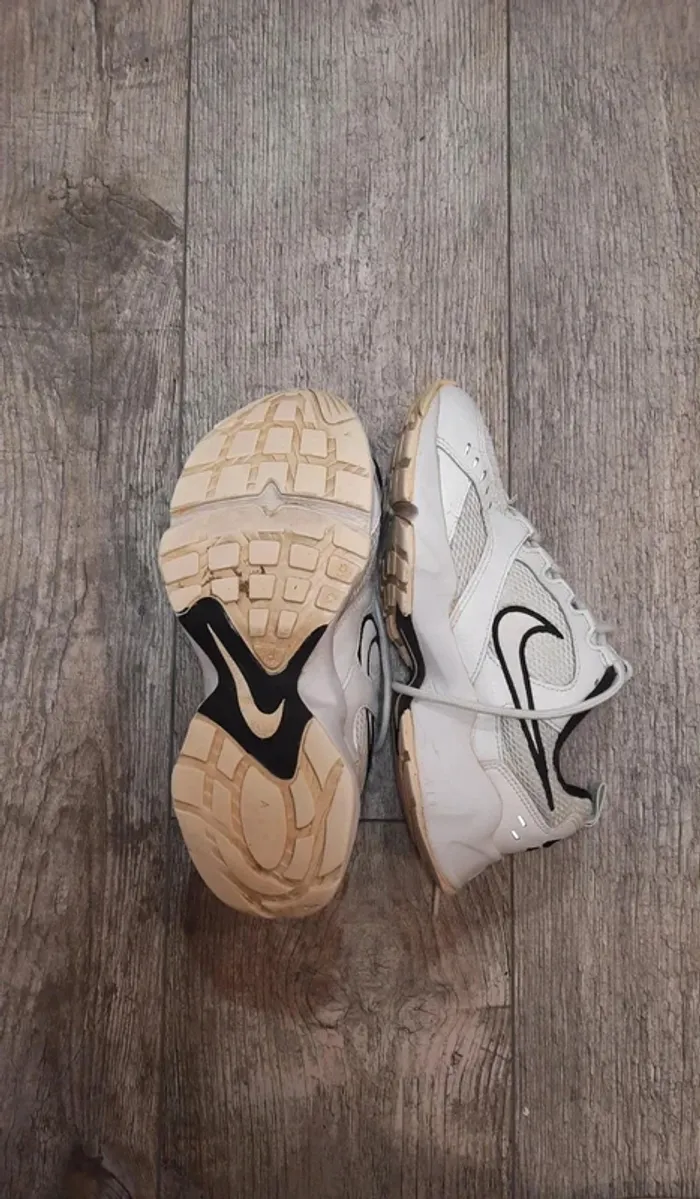 Basket Nike Air heights 38.5 - photo numéro 6