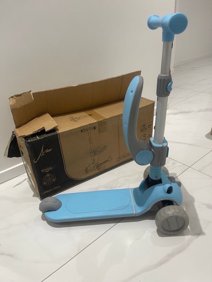 Trottinette - photo numéro 2