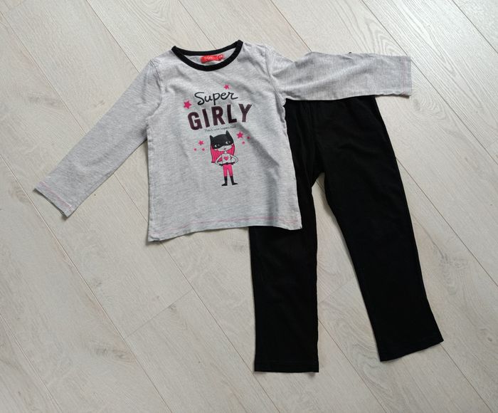 Pyjama Tissaia 6 ans.- gris et noir avec super héros 🦸