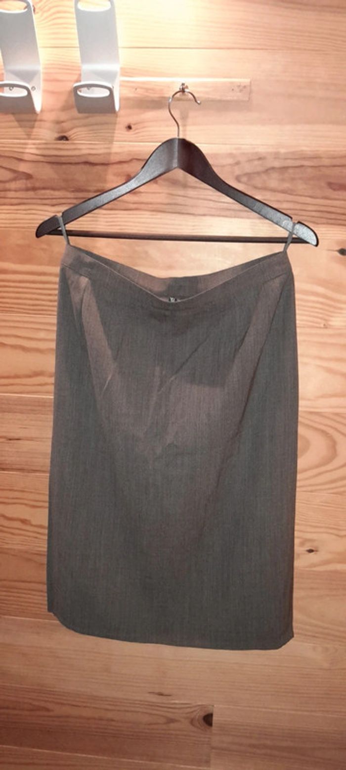 Jupe droite - photo numéro 2