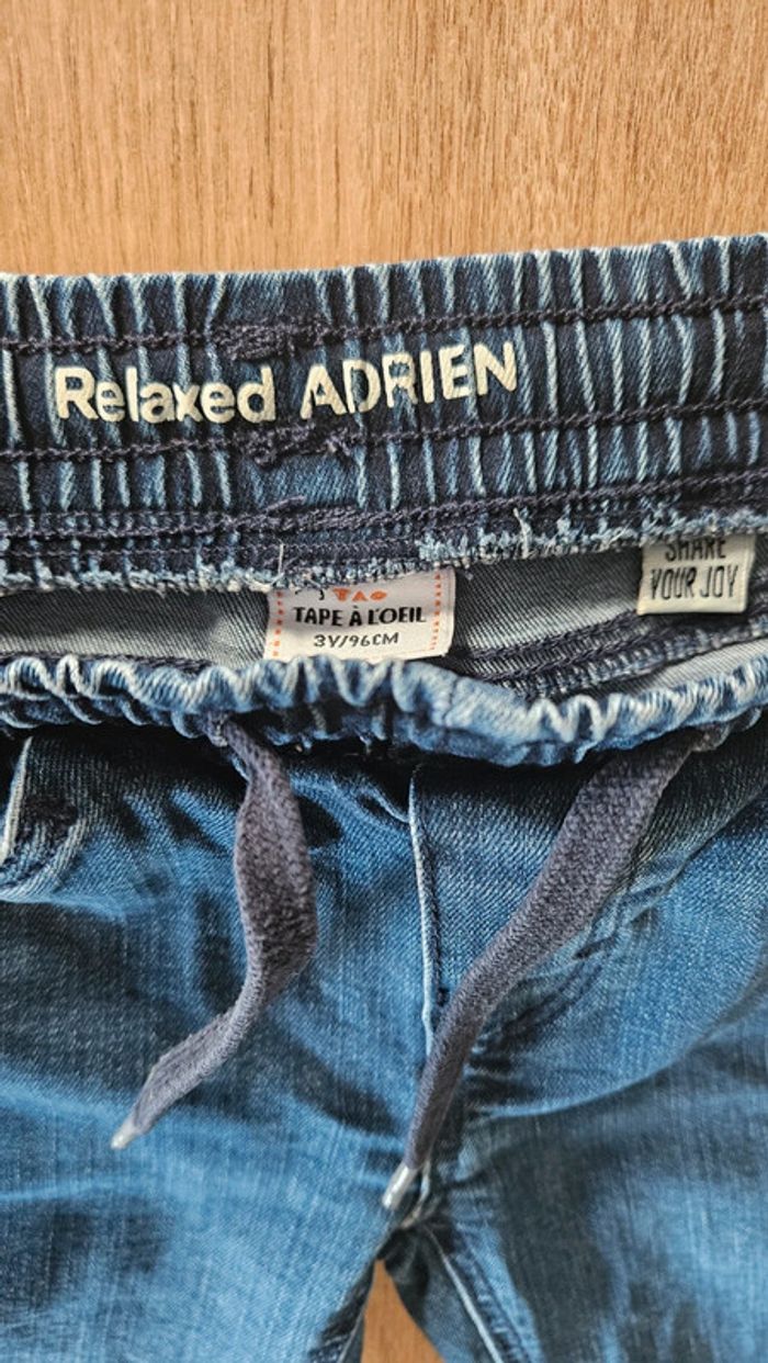 Jeans neuf, modele relaxed, taille 3 ans, Tape-à-l'oeil - photo numéro 2