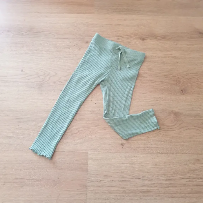 🩷 Legging côtelé 4 ans Kiabi #emyfleury_4ansfille - photo numéro 2