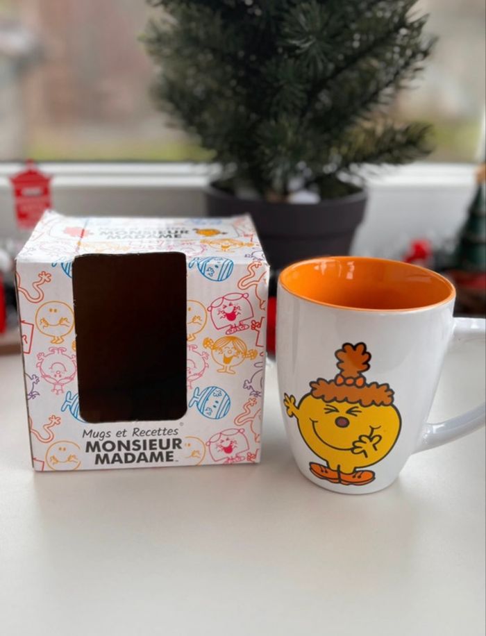 5 tasses - mugs - Monsieur Parfait - Madame Casse pied - Madame Boulot - Madame autoritaire - photo numéro 2