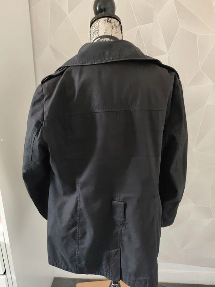 Trench noire - photo numéro 3