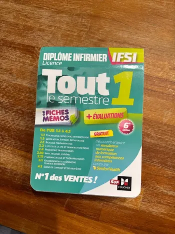 Livre diplôme, infirmier IFSI tout le semestre un