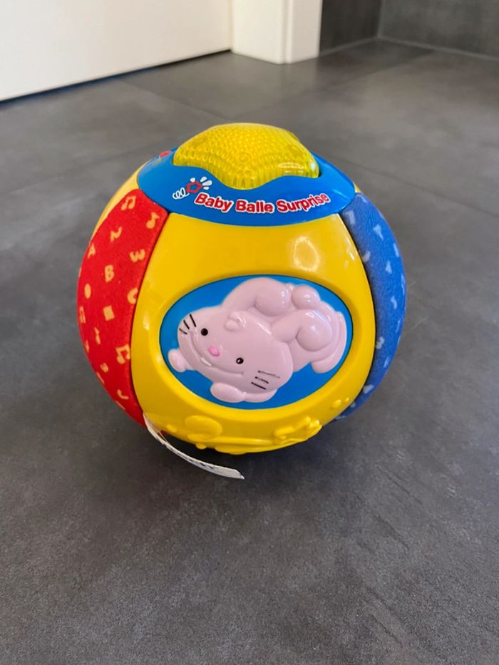 Balle surprise pour bébé - photo numéro 4