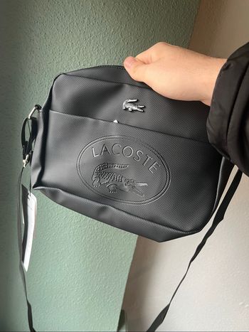 Sacoche Lacoste