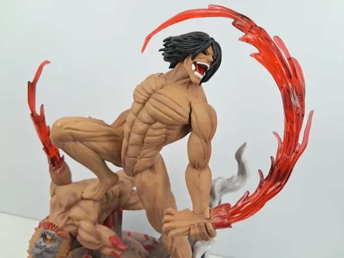 Diorama Eren Jäger tirée de L'Attaque des Titans - photo numéro 2
