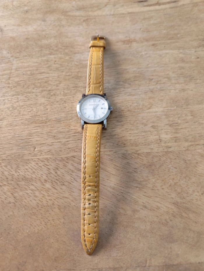 Montre femme burberry BU1387