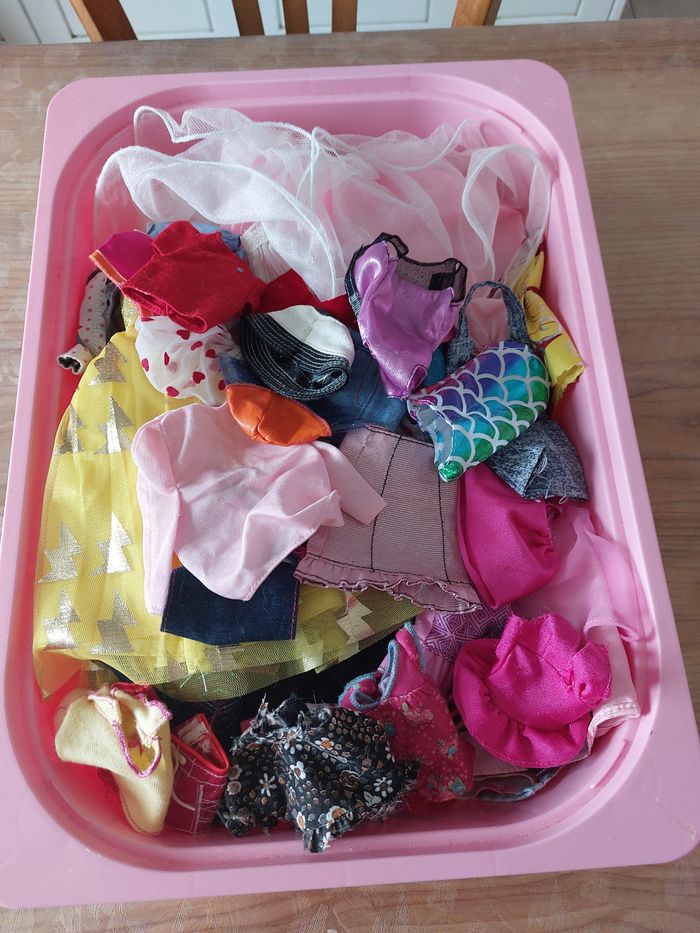 Vêtements poupée barbie