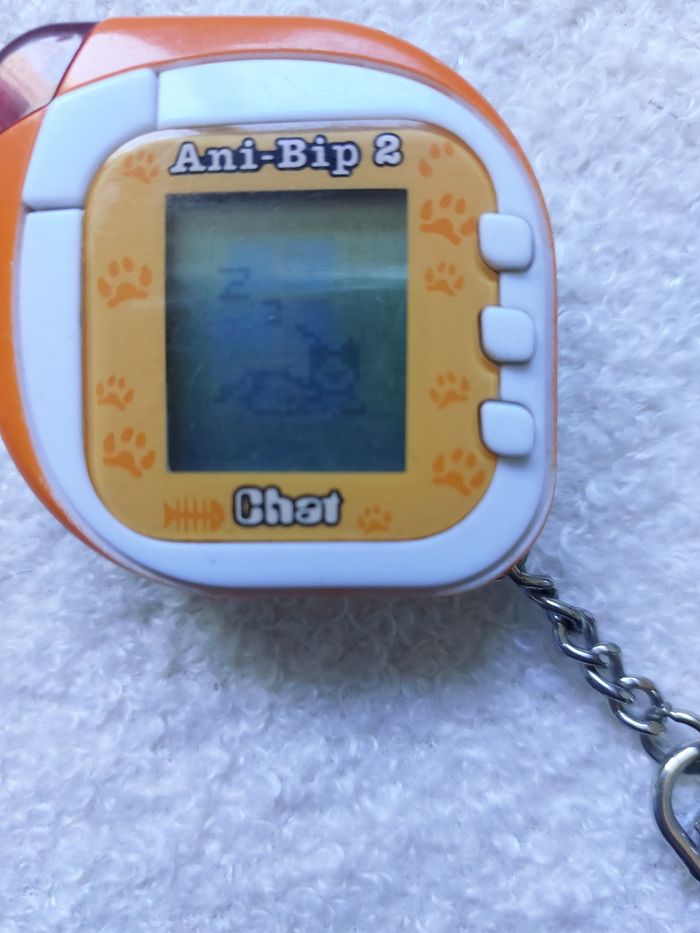 Tamagotchi Ani bip 2 version chat - photo numéro 4