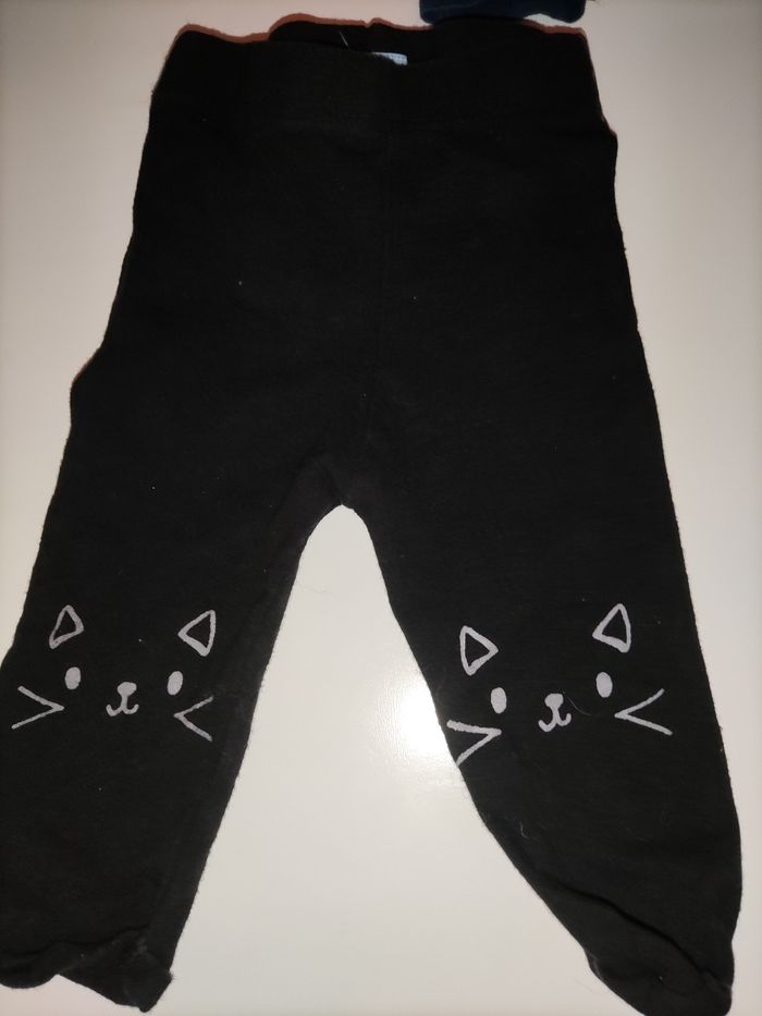 Lot 5 pantalons 3 mois - photo numéro 2