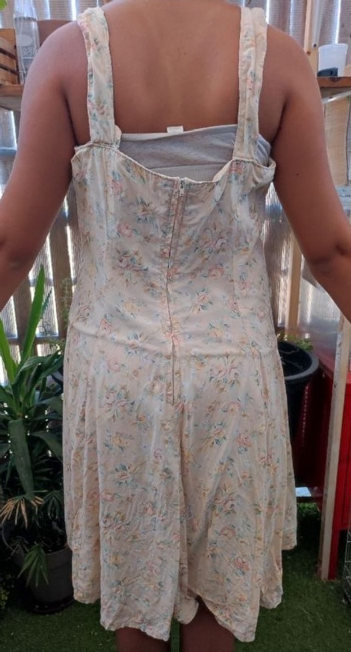 Robe fleurie crème vintage - photo numéro 2