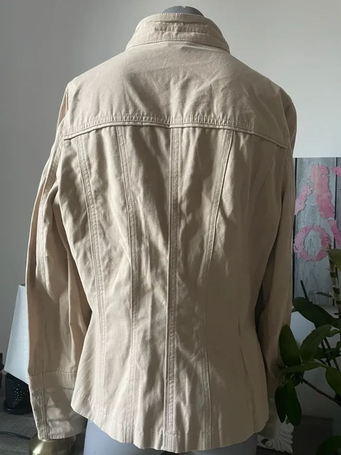 Superbe blazer en 42 de la boutique M&SMODE en excellent état avec de jolis détails - photo numéro 9