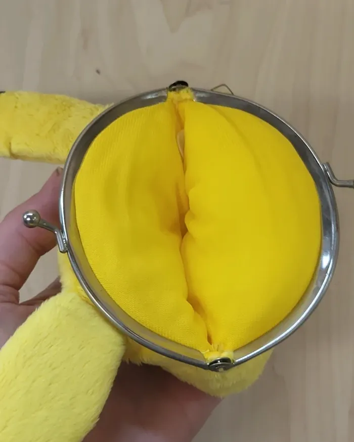Porte-monnaie peluche Pokemon Pikachu occaz - photo numéro 5