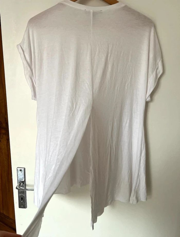 Long t shirt blanc et fendu dans le dos Forever 21 taille M - photo numéro 6